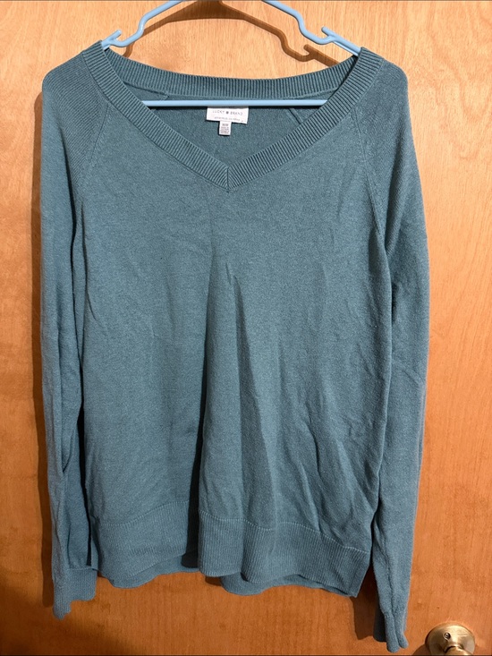 Lucky Brand Sweaters - Lucky Brand Teal Green V-Neck Sweater Size Medium lightweight